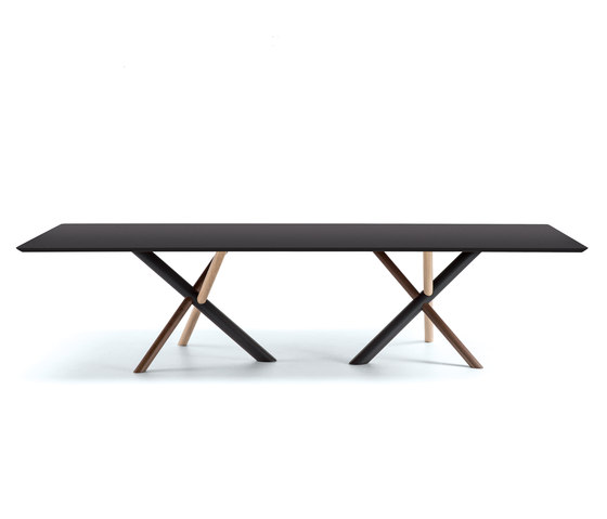 W Table | Dining tables | Bross