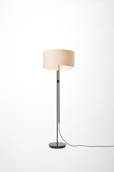 Shaded Floor lamp | Standleuchten | Workstead