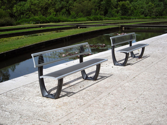 Delta mesh bench | Sitzbänke | Concept Urbain
