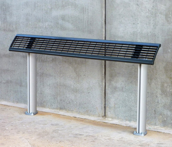 Europe mesh standing seat | Panche | Concept Urbain