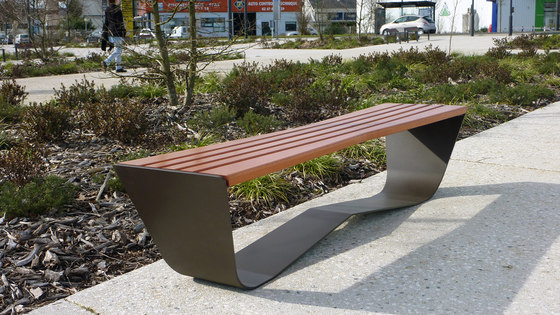 Karma backless bench | Sitzbänke | Concept Urbain