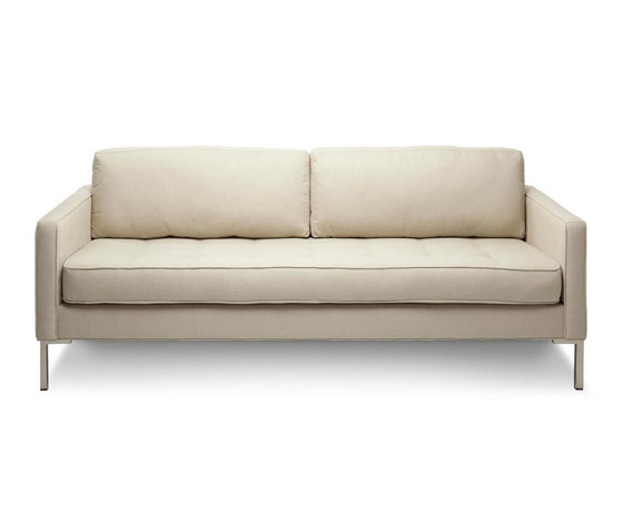Paramount Medium Sofa | Sofas | Blu Dot