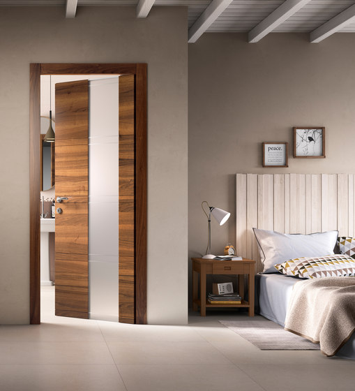 Intaglio /10 vetro | Internal doors | FerreroLegno