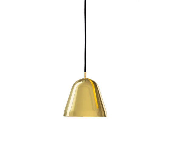Tilt S Brass pendant light | Lámparas de suspensión | Nyta