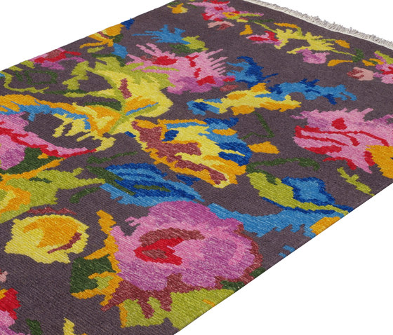AH 44 | Formatteppiche | Nuzrat Carpet Emporium