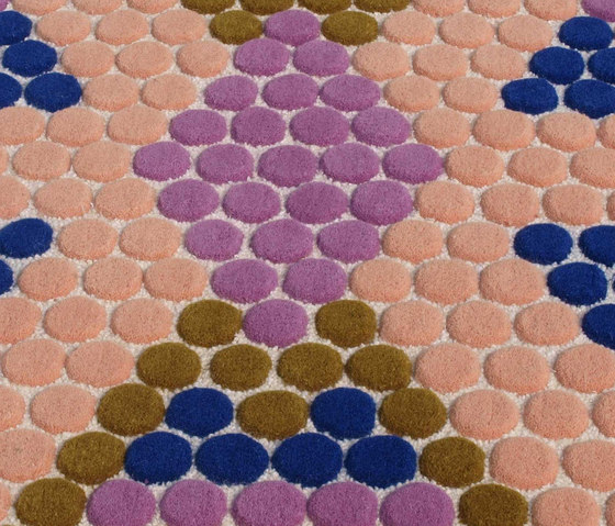 Bubbles Hexagon | Rugs | Nuzrat Carpet Emporium