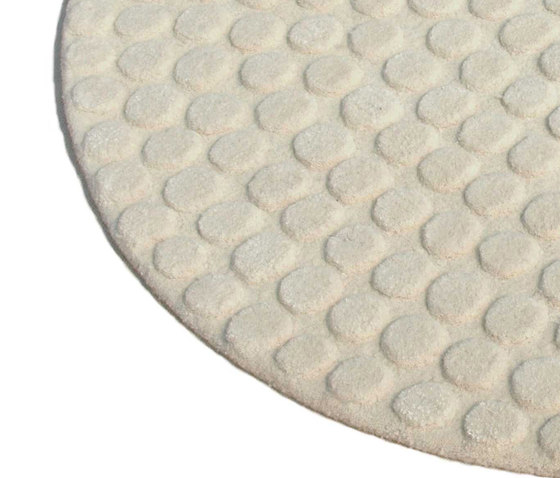 Bubbles White | Tapis / Tapis de designers | Nuzrat Carpet Emporium
