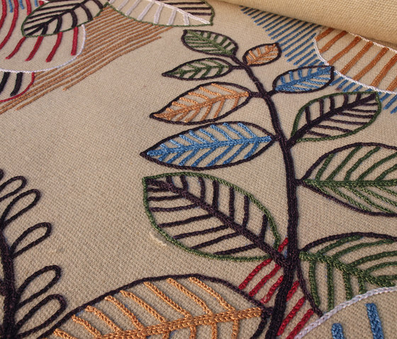 74 | Tappeti / Tappeti design | Nuzrat Carpet Emporium