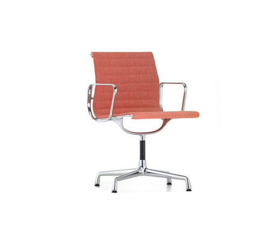 Aluminium Chair EA 104 | Sillas | Vitra