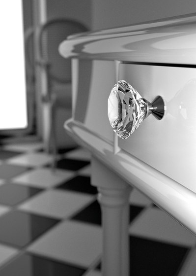 Deluxe Pull | Cabinet knobs | Glass Design