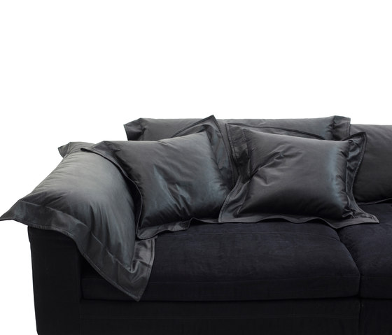 Nebula Nine Sofa | Sofas | Diesel with Moroso