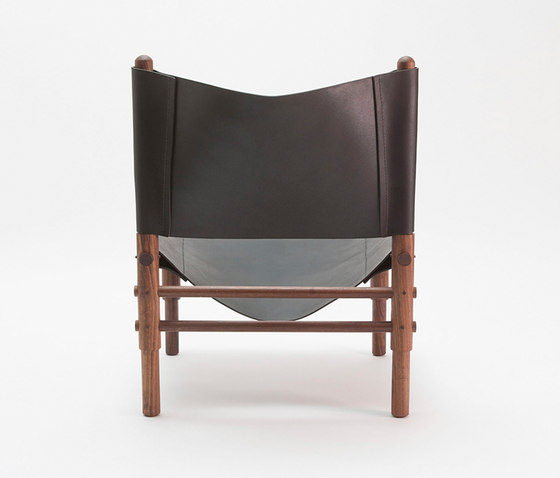 Sling Chair Walnut | Fauteuils | Workstead