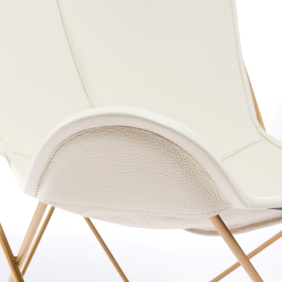 Hardoy Butterfly Chair Neck-Leder Elfenbein Gold | Armchairs | Manufakturplus