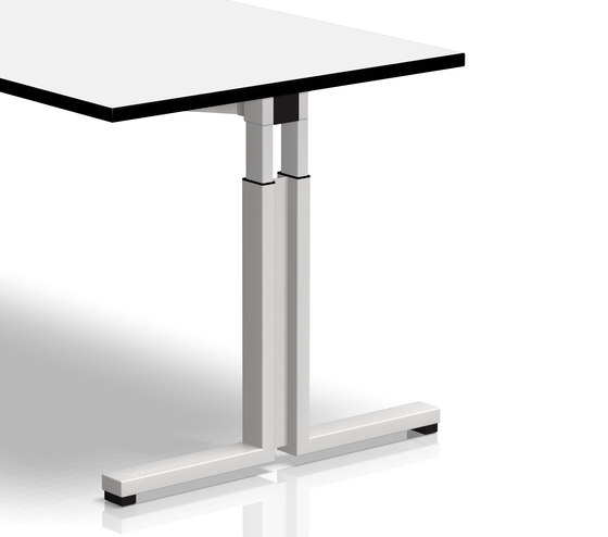TriASS Furniture range | Frame | Scrivanie | Assmann Büromöbel