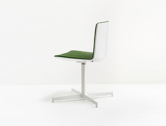 Noa 727/2 | Chairs | PEDRALI