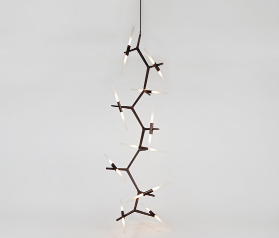 Agnes Cascade - 20 Lights (Bronze) | Lámparas de suspensión | Roll & Hill