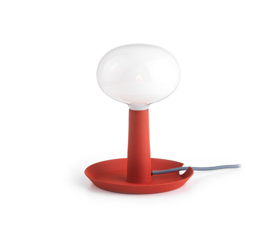 Tray T red | Lampade tavolo | Bsweden