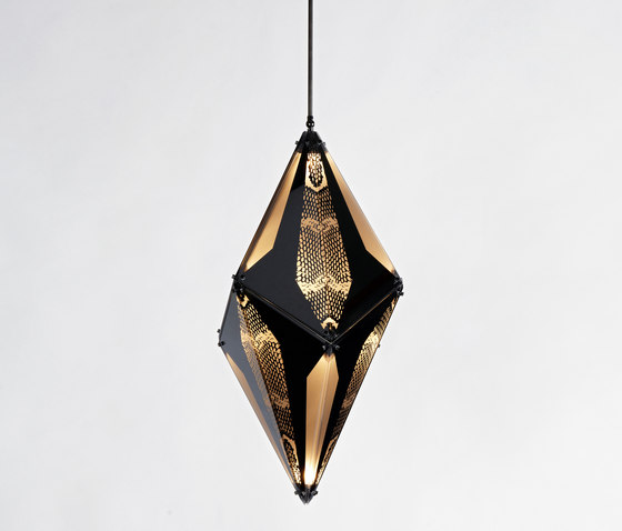 Maxhedron vertical 30 inches tessellated mirror | Lámparas de suspensión | Roll & Hill