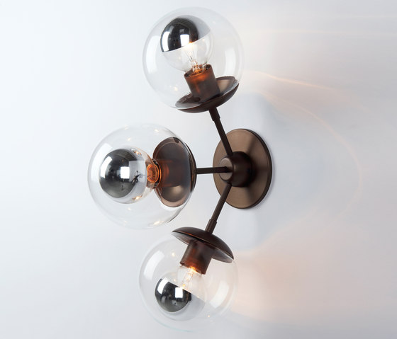Modo Sconce - 3 Globes (Bronze/Clear) | Wall lights | Roll & Hill