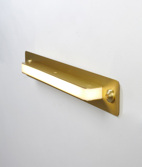 Halo Sconce - 18 inches (Brushed brass) | Lampade parete | Roll & Hill