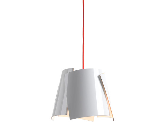 Leaf 28 pendant white/ red cable | Suspended lights | Bsweden