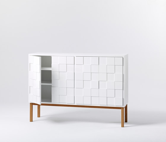 Collect Cabinet 2010 Low | Aparadores | A2 designers AB