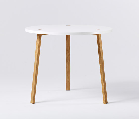 Happy Table | Esstische | A2 designers AB