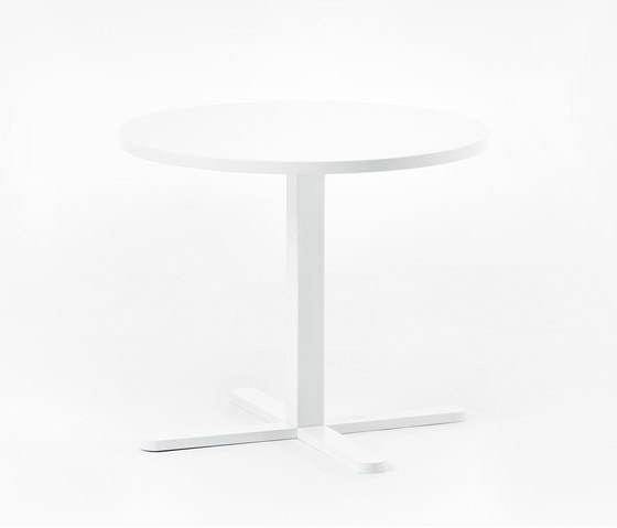 Mingle Table | Tavoli pranzo | A2 designers AB