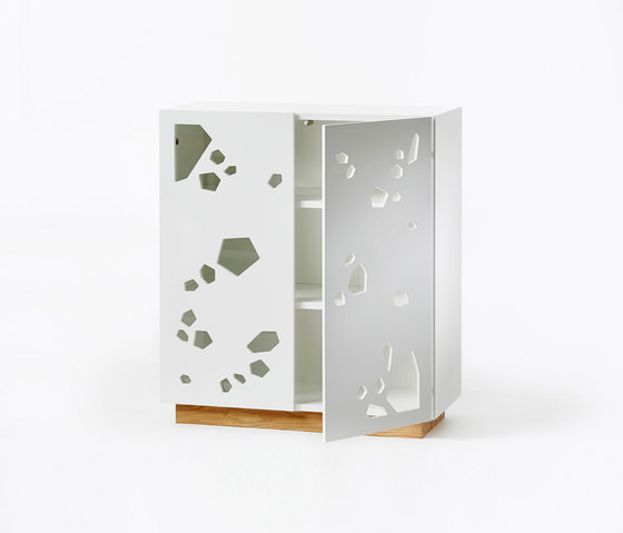 Sneek Peek Cabinet | Armadi | A2 designers AB
