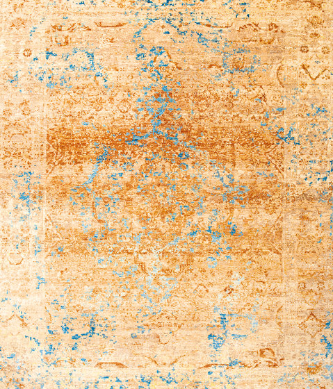 Kashan Revived copper & blue | Formatteppiche | THIBAULT VAN RENNE
