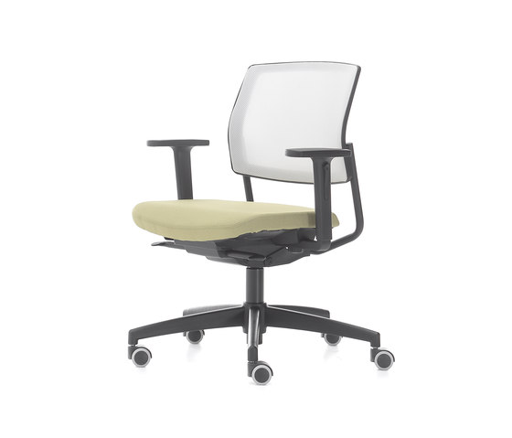 Trea Wheeled With Armrest | Office chairs | Nurus