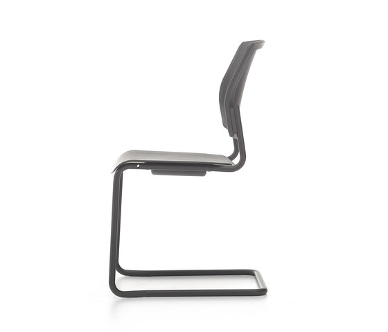 Trea Cantilever | Chairs | Nurus