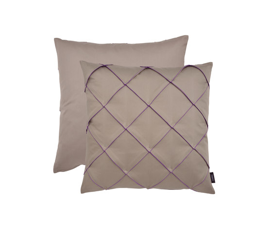 Cosmo Cushion pleats H034-02 | Coussins | SAHCO