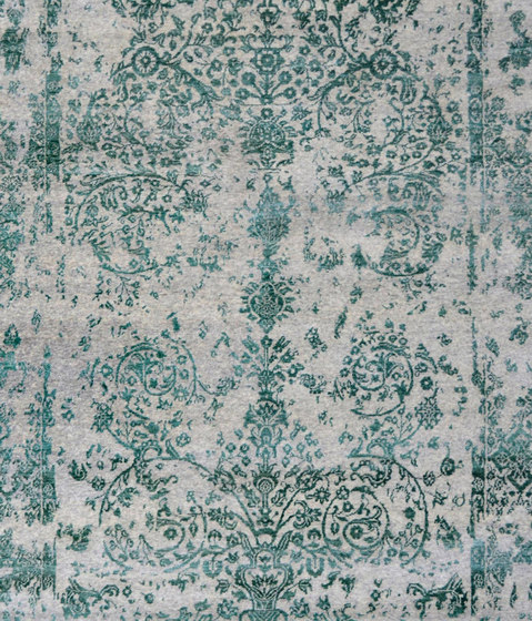 Kashmir Blazed mint green 4739 | Formatteppiche | THIBAULT VAN RENNE
