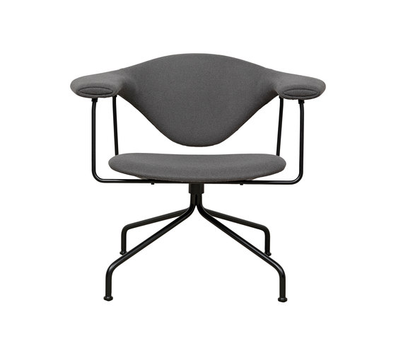 Masculo Swivel Lounge Chair | Armchairs | GUBI