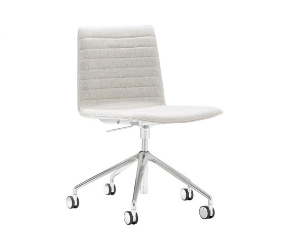 Flex Corporate SI 1657 | Chairs | Andreu World