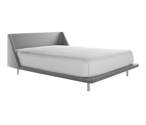 Nook Queen Bed | Lits | Blu Dot
