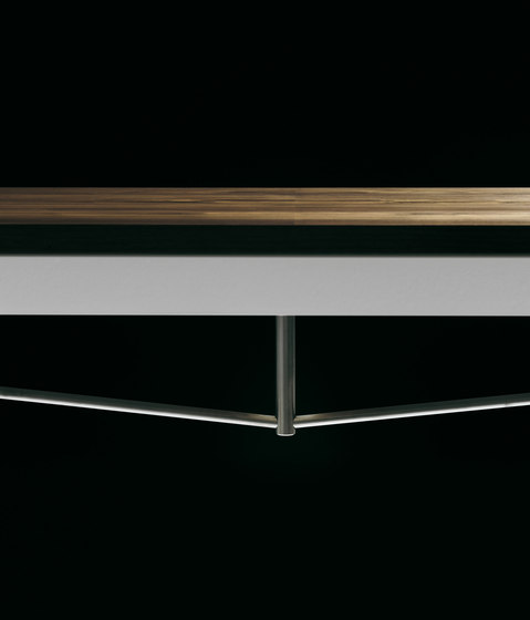 Lux table large | Esstische | CASAMANIA & HORM