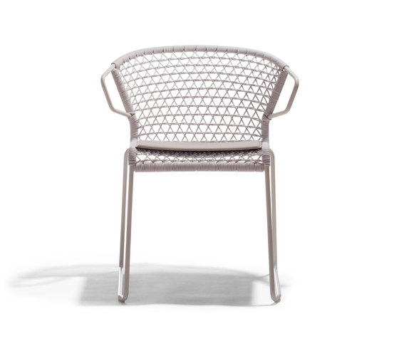 Vela Armchair P | Chairs | Accademia