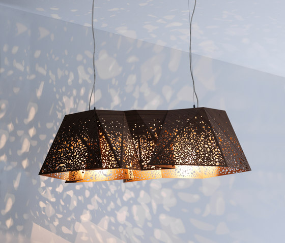 Riddled Plywood Chandelier | Lampade sospensione | CASAMANIA & HORM