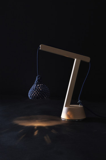 Nest Lamp | Lámparas de sobremesa | Accademia