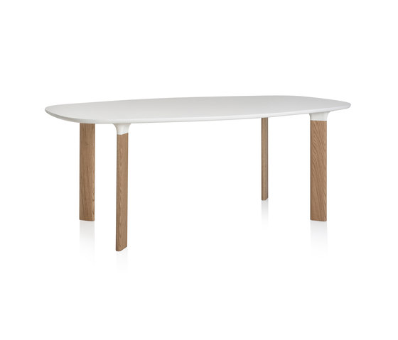 Analog™ | Dining table | JH63 | White laminate | Oak base | Tables de repas | Fritz Hansen