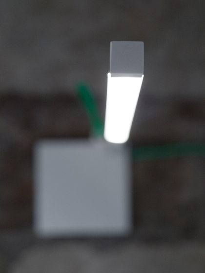 Linelight White | Luminaires de table | Shibui