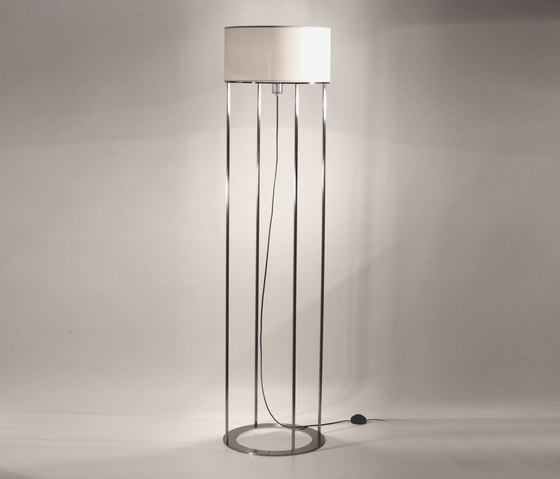 2098 F40 Floor lamp | Free-standing lights | Luz Difusión