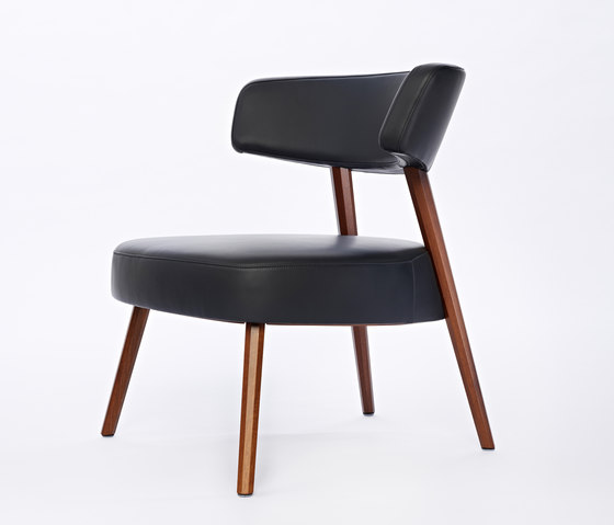 Marlon Lounge Chair | Sillones | AXEL VEIT