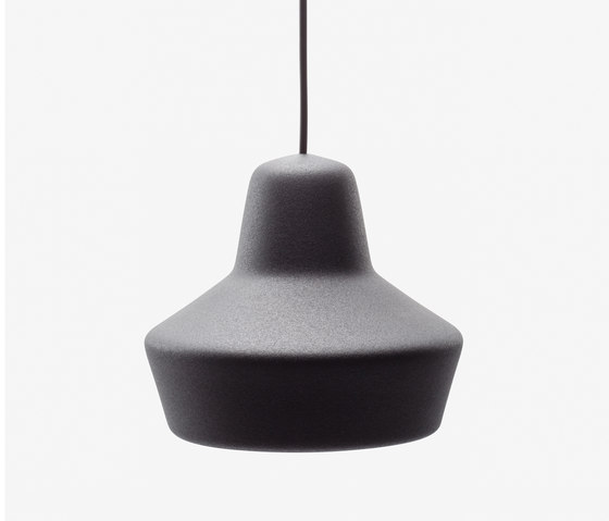 LW 3 Rubber Pendant Lamp | Suspensions | De Vorm