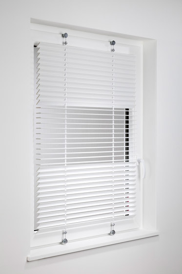 Turnalux | External venetian blinds | Wood & Washi