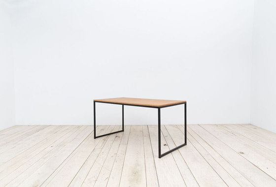 Essentials Desk | Esstische | Uhuru Design