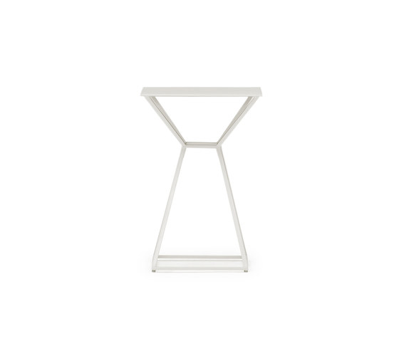 Calyx End Table square | Side tables | Kenneth Cobonpue