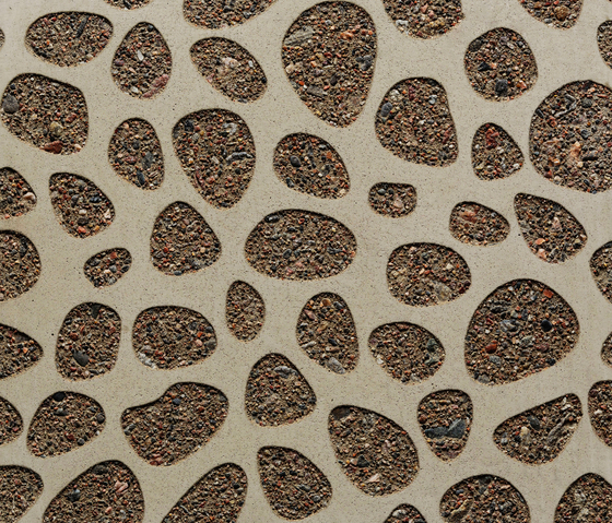 GCNature Pebbles25 nega grey cement - natural aggregate | Hormigón liso | Graphic Concrete